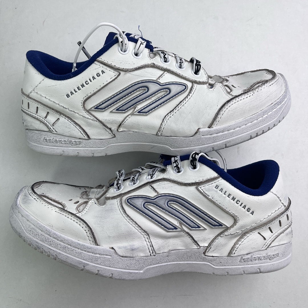 Balenciaga Hamptons Sneakers - Image 12