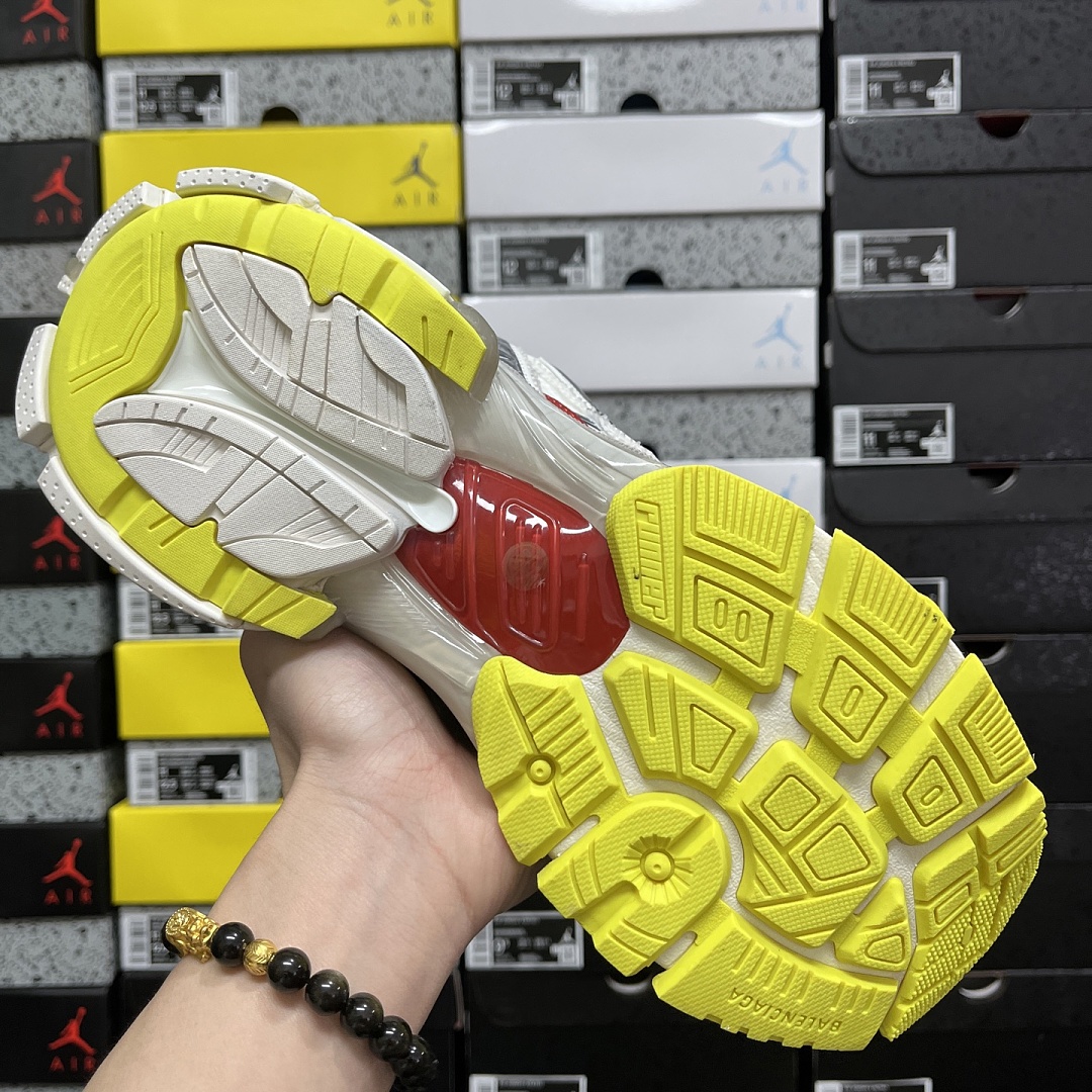 Balenciaga BLCG Runner 7.0 - Image 7