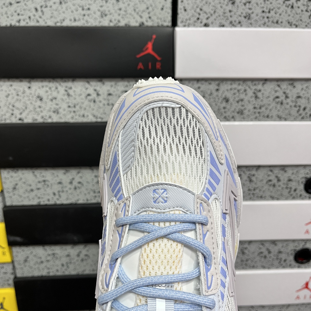 Off-White Be Right Back - Image 9