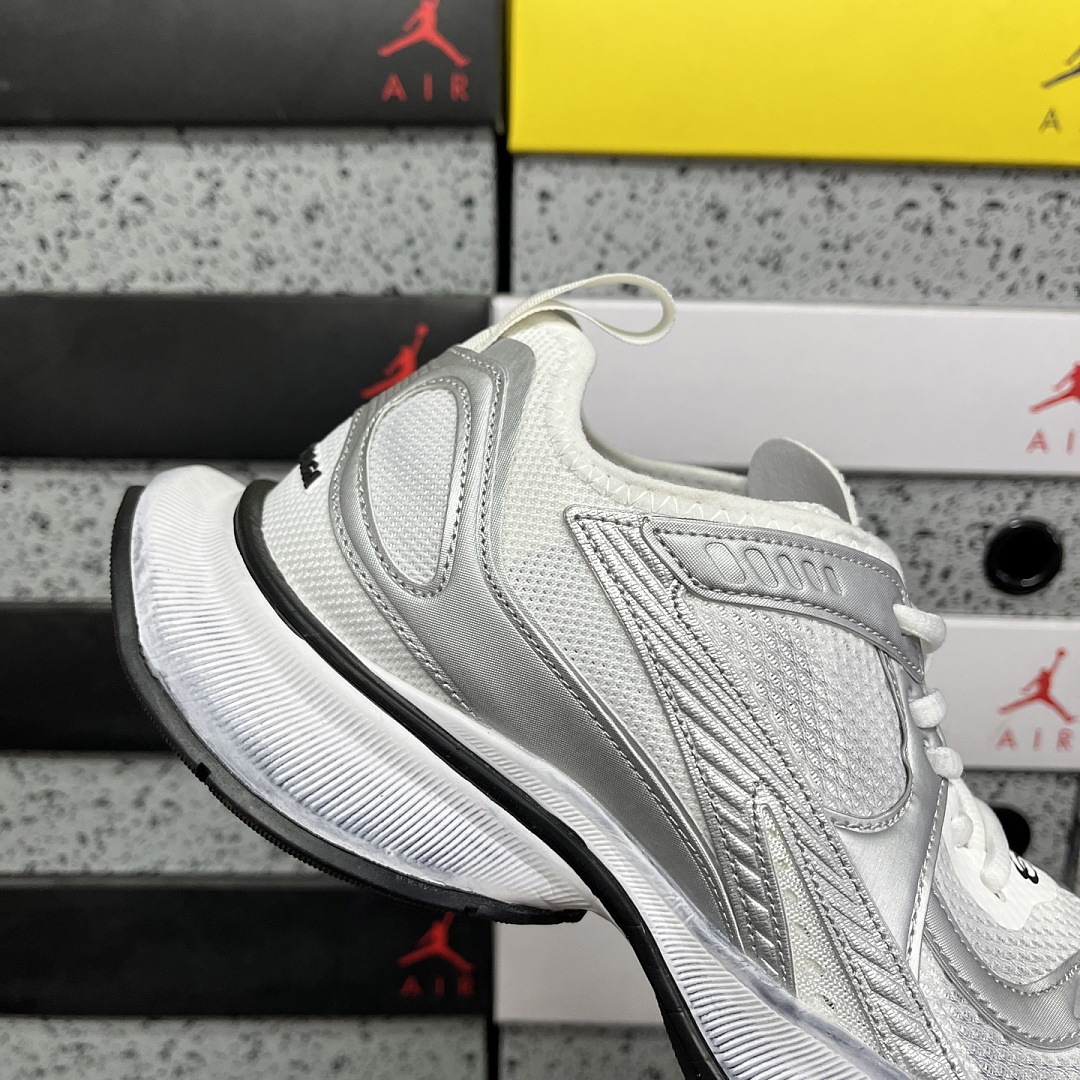 Balenciaga Circuit - Image 7