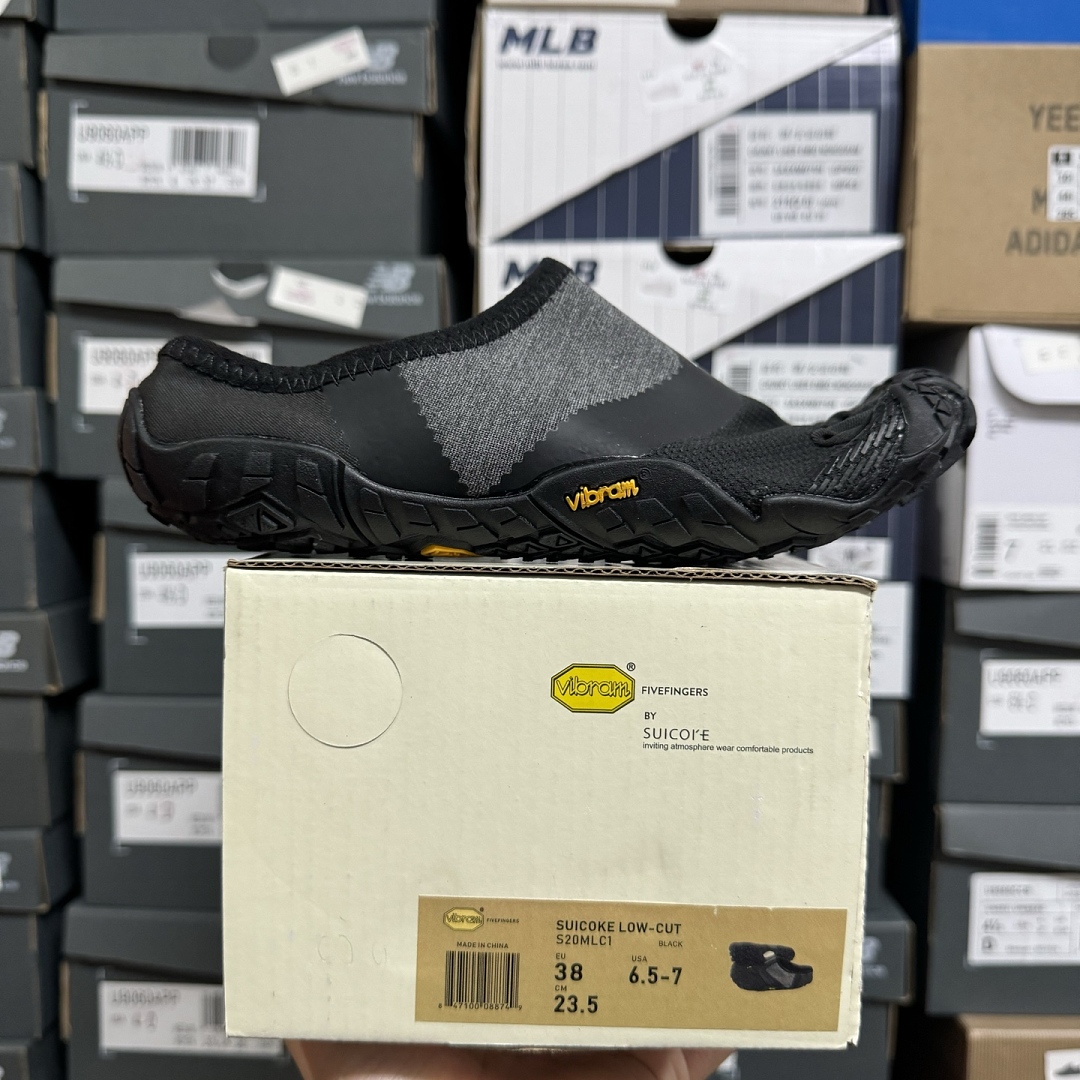Suicoke Finger Chukka Boot