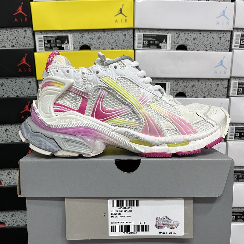 Balenciaga BLCG Runner 7.5