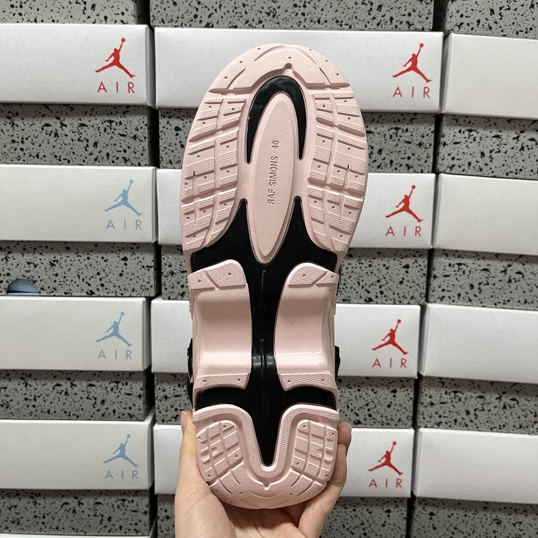 On Running Raf Simons Cylon-21 - Image 3