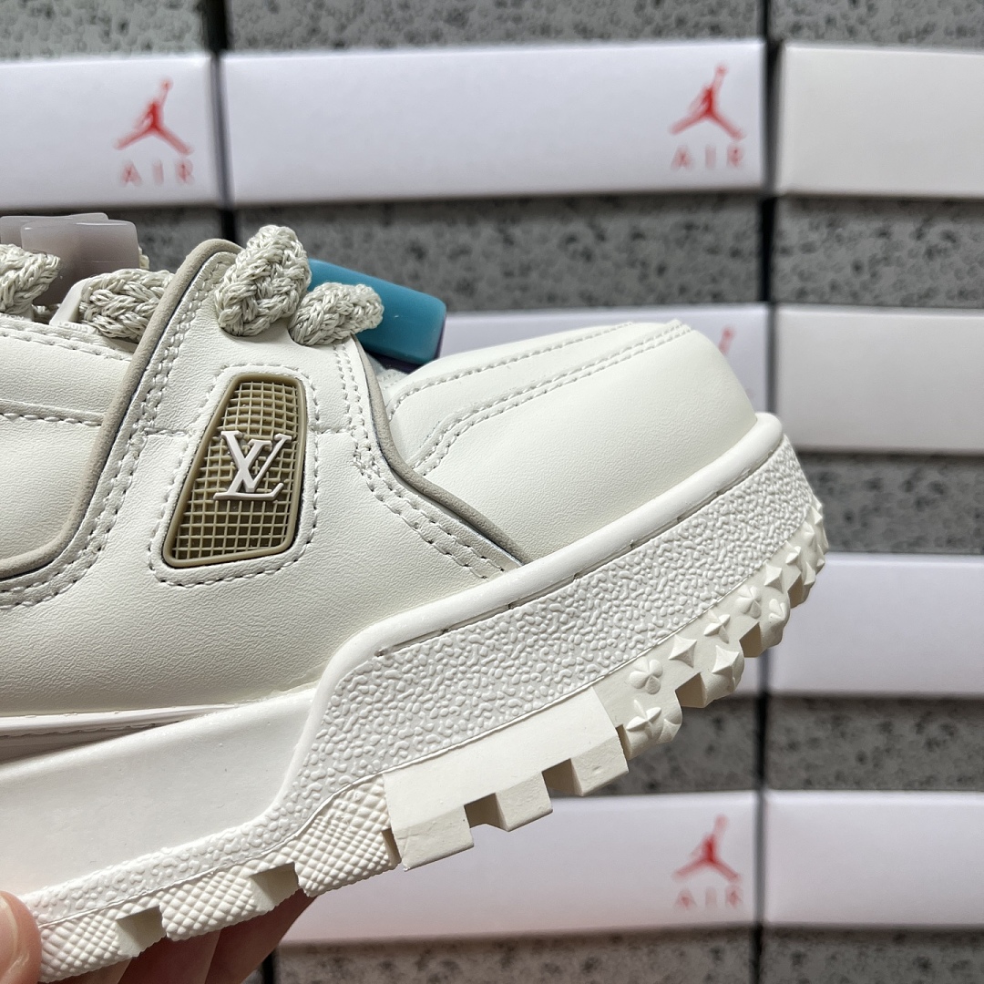 Louis Vuitton Trainer Maxi Off (White) - Image 3