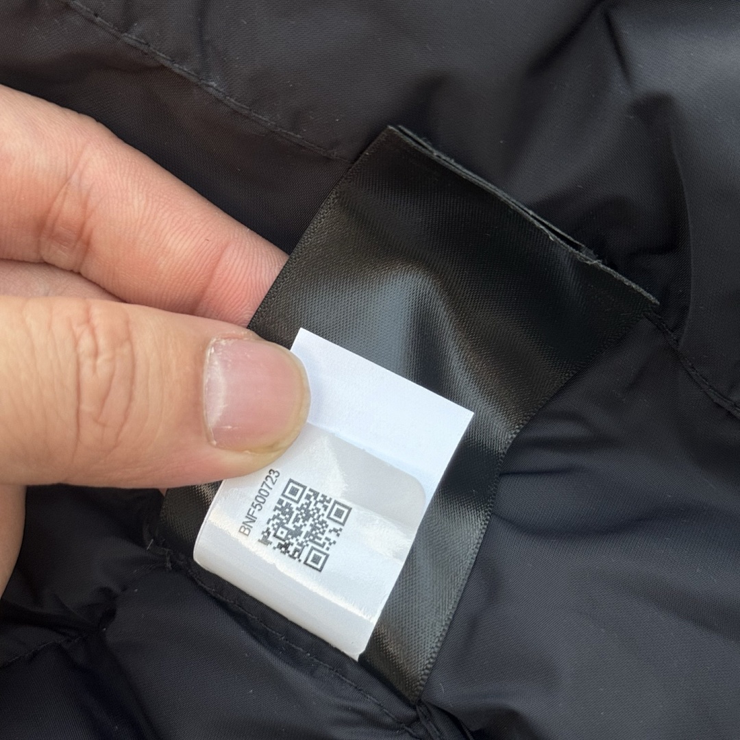 The North Face TNF 1996 Retro Nuptse 700 Fill Packable Jacket - Image 32