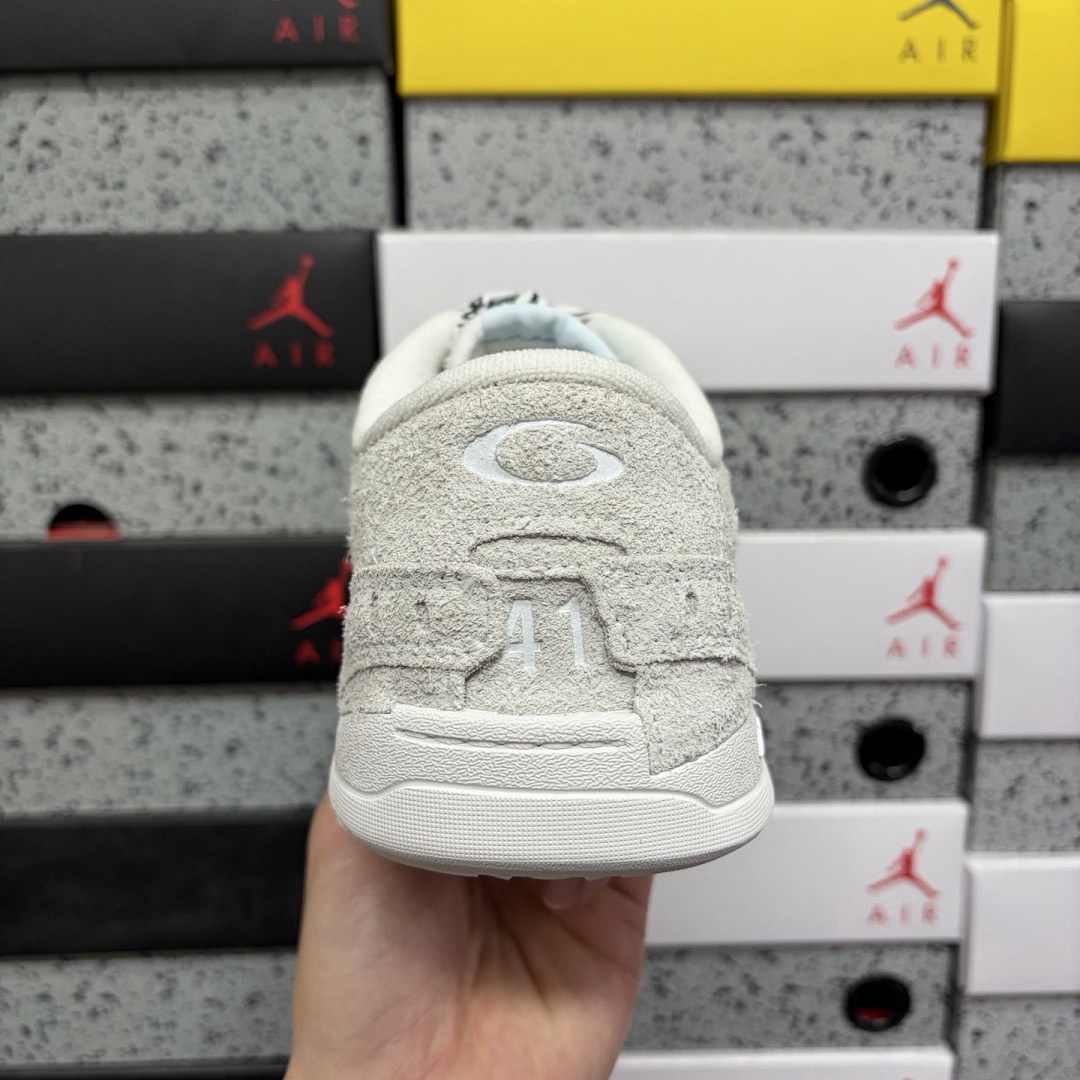 Balenciaga Hamptons Sneakers 18 Gen - Image 9