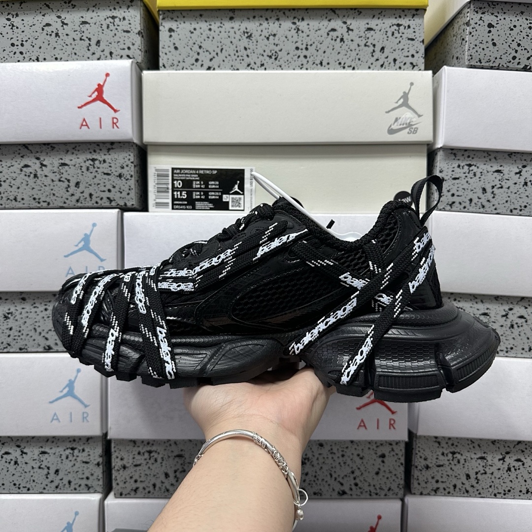 Balenciaga 3XL Extreme Lace 9110 Triple Black Straps (Mid Stripe) - Image 7
