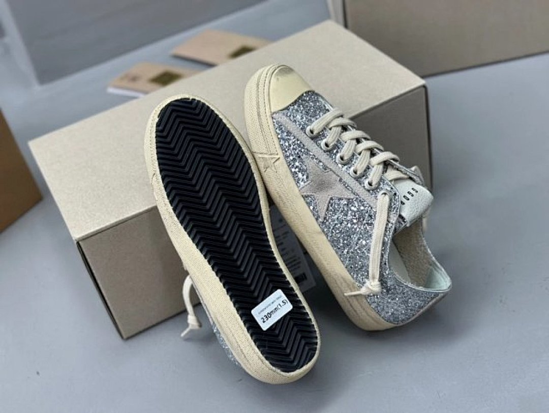 Golden Goose Deluxe Brand - Image 8