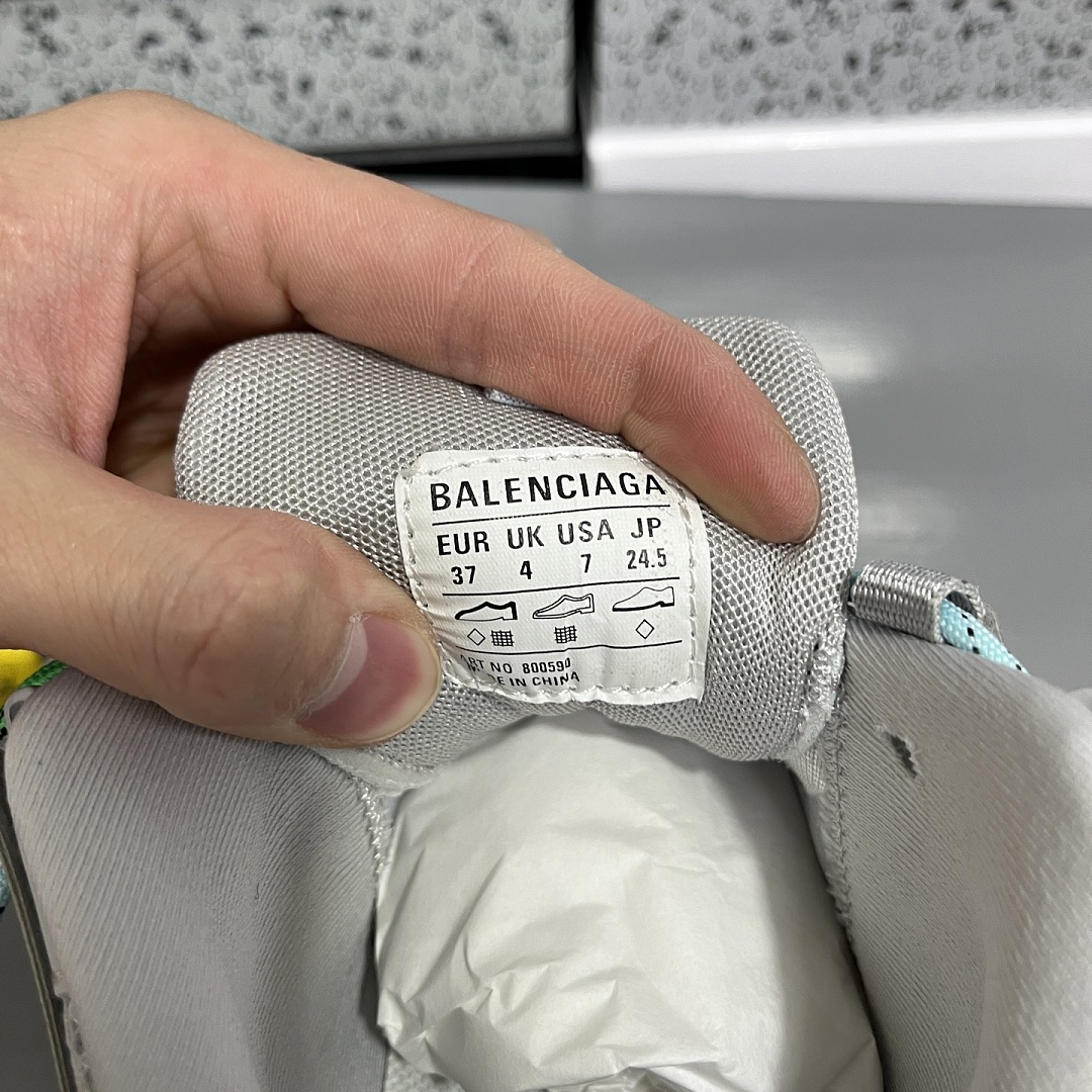 Balenciaga BLCG Track 3.0 - Image 10