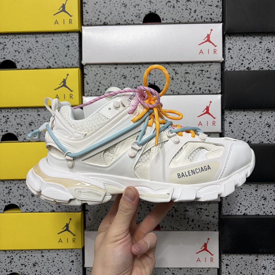 Balenciaga BLCG Track 3.0 - Image 5