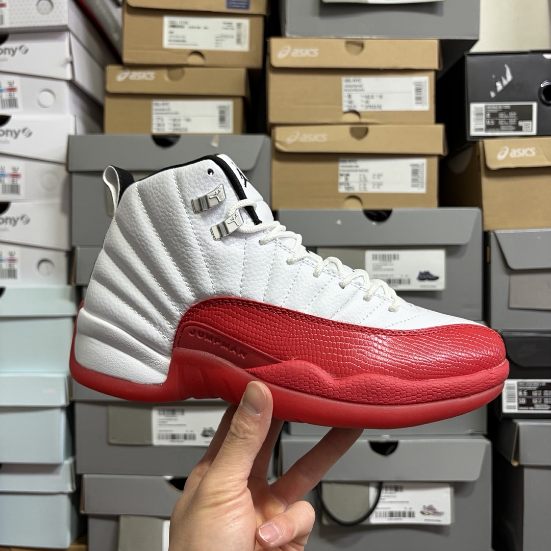 Nike Cherry - Image 8