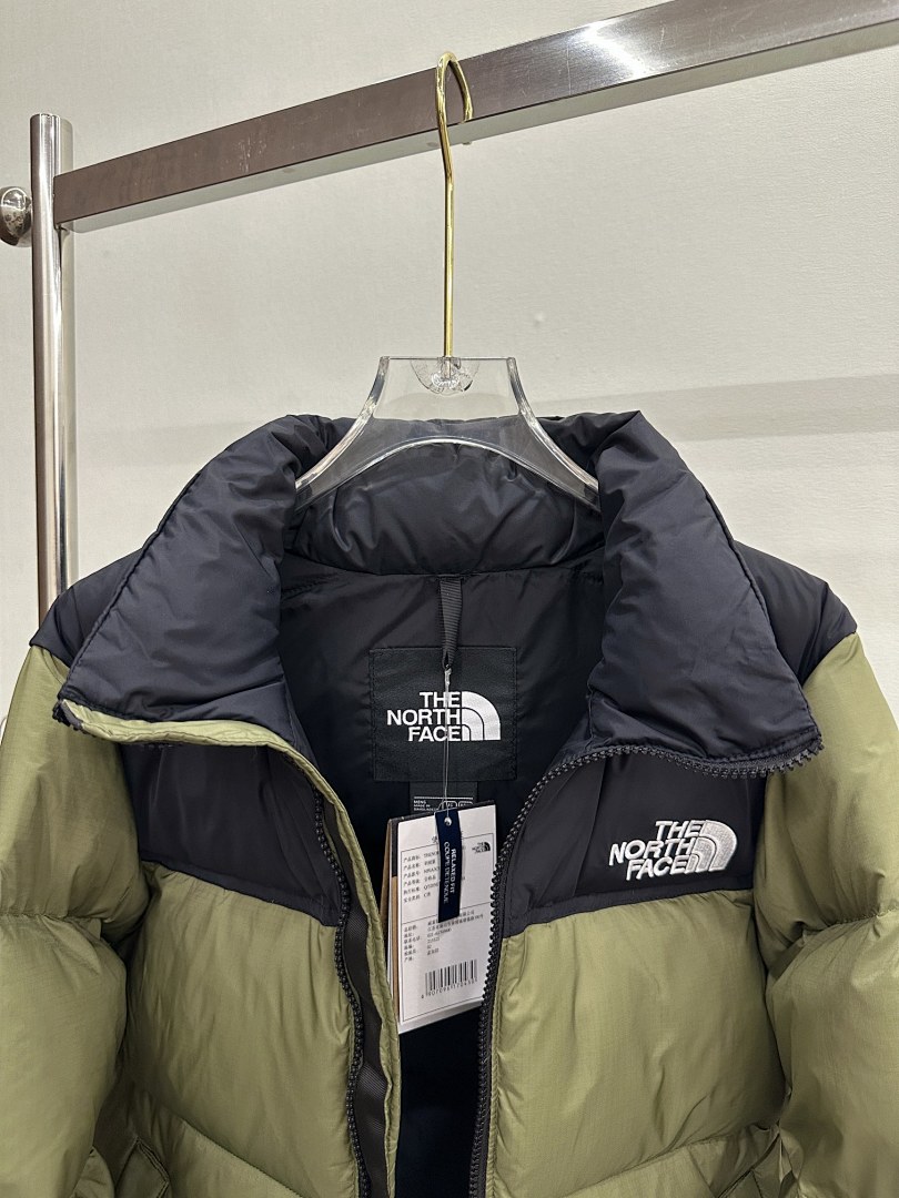 Chanel The North Face 1996 Retro Nuptse 700 Fill Packable Jacket - Image 110