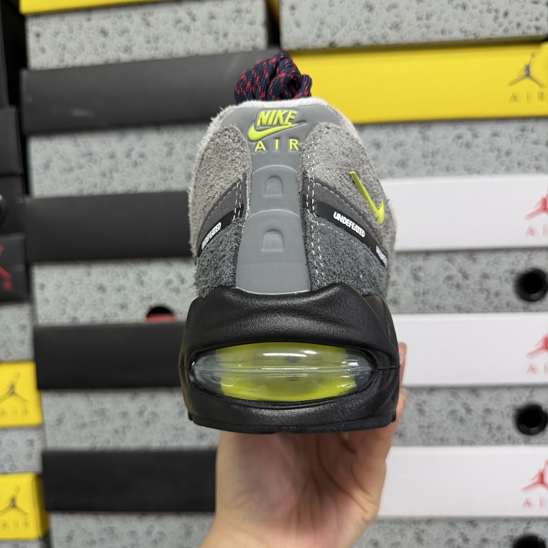 Nike Air Max 95 SP Undefeated Geo NYC Neon IB4523-004 - Image 10