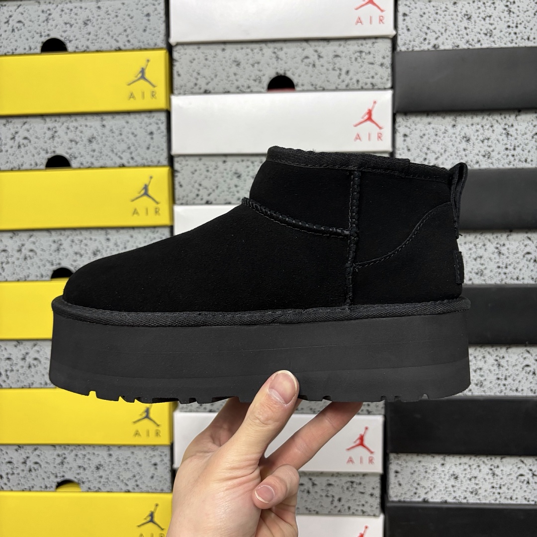 UGG Classic 5Cm Black -5092 - Image 8