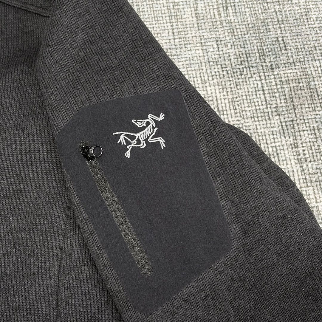 Arc'teryx Covert Cardigan Black Heather - Image 14