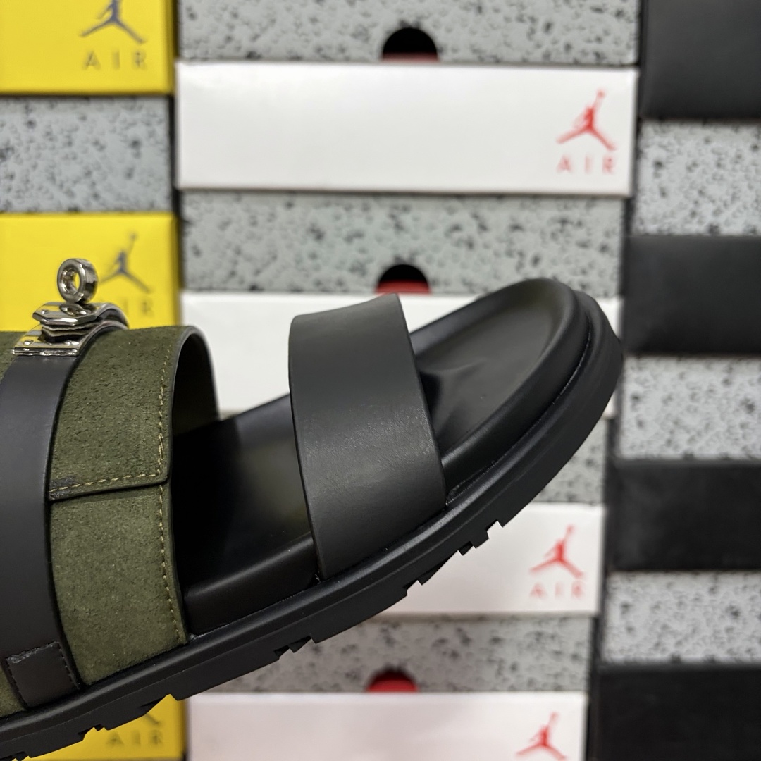 Hermes Chypre Sandal Military Green Buckle - Image 6
