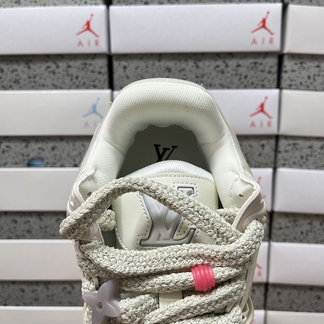 Louis Vuitton Trainer Maxi Off (White) - Image 9