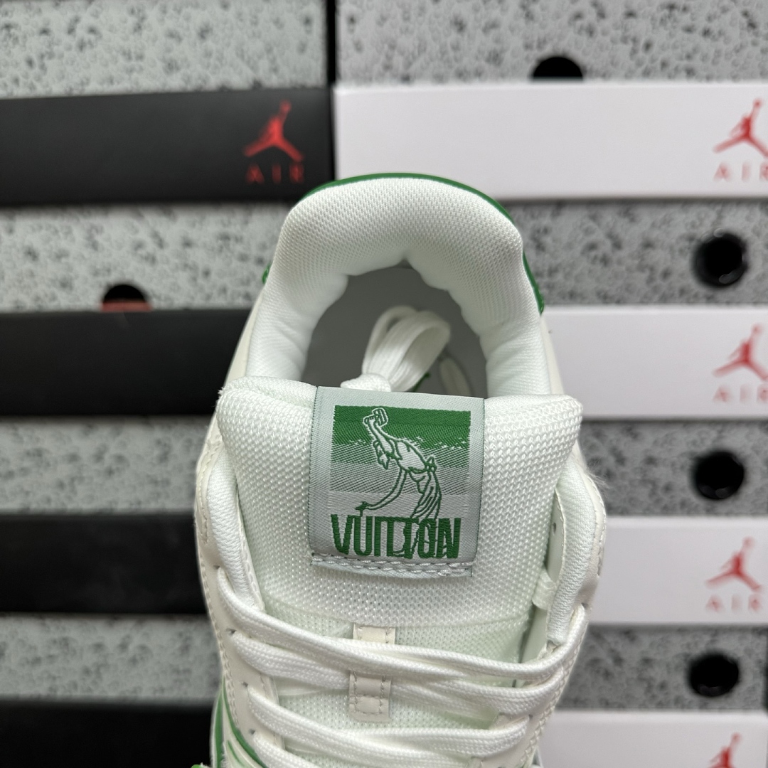 Louis Vuitton Trainer (White Green) - Image 4