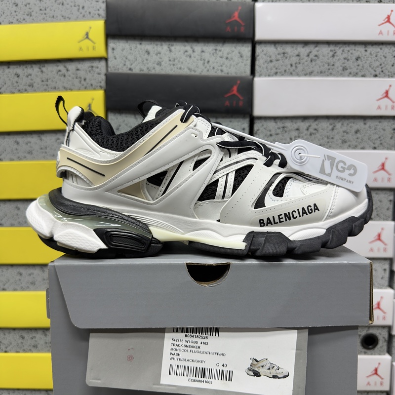 Balenciaga BLCG Track 4162 (Black White)
