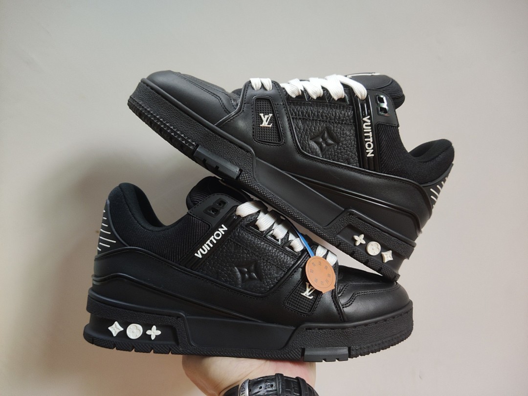 Louis Vuitton LV Trainer Blacck Embossed Monogram - Image 7