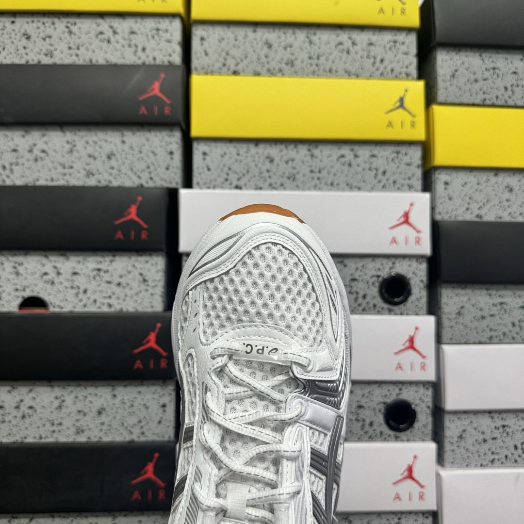 ASICS Gel-Kayano 14 A.P.C. White Pure Silver 1203A727-100 - Image 9