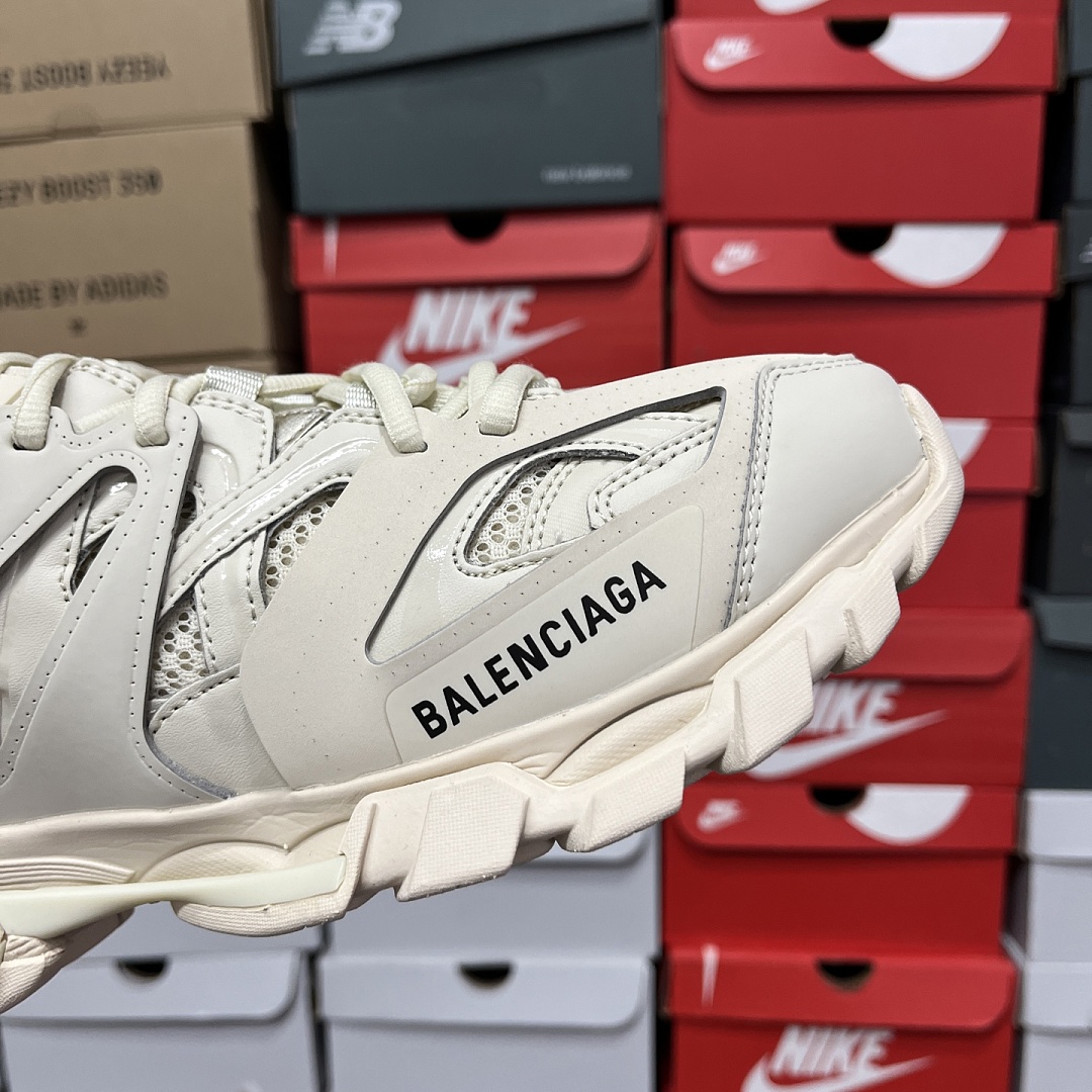 Balenciaga BLCG Track - Image 9
