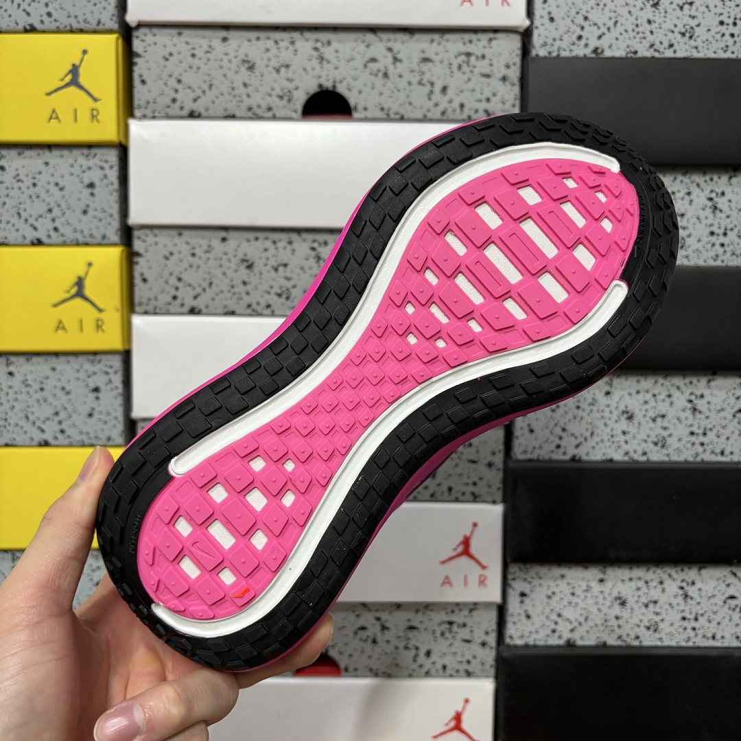 Nike Vomero Plus Royal Pulse Fire (Pink) - Image 7
