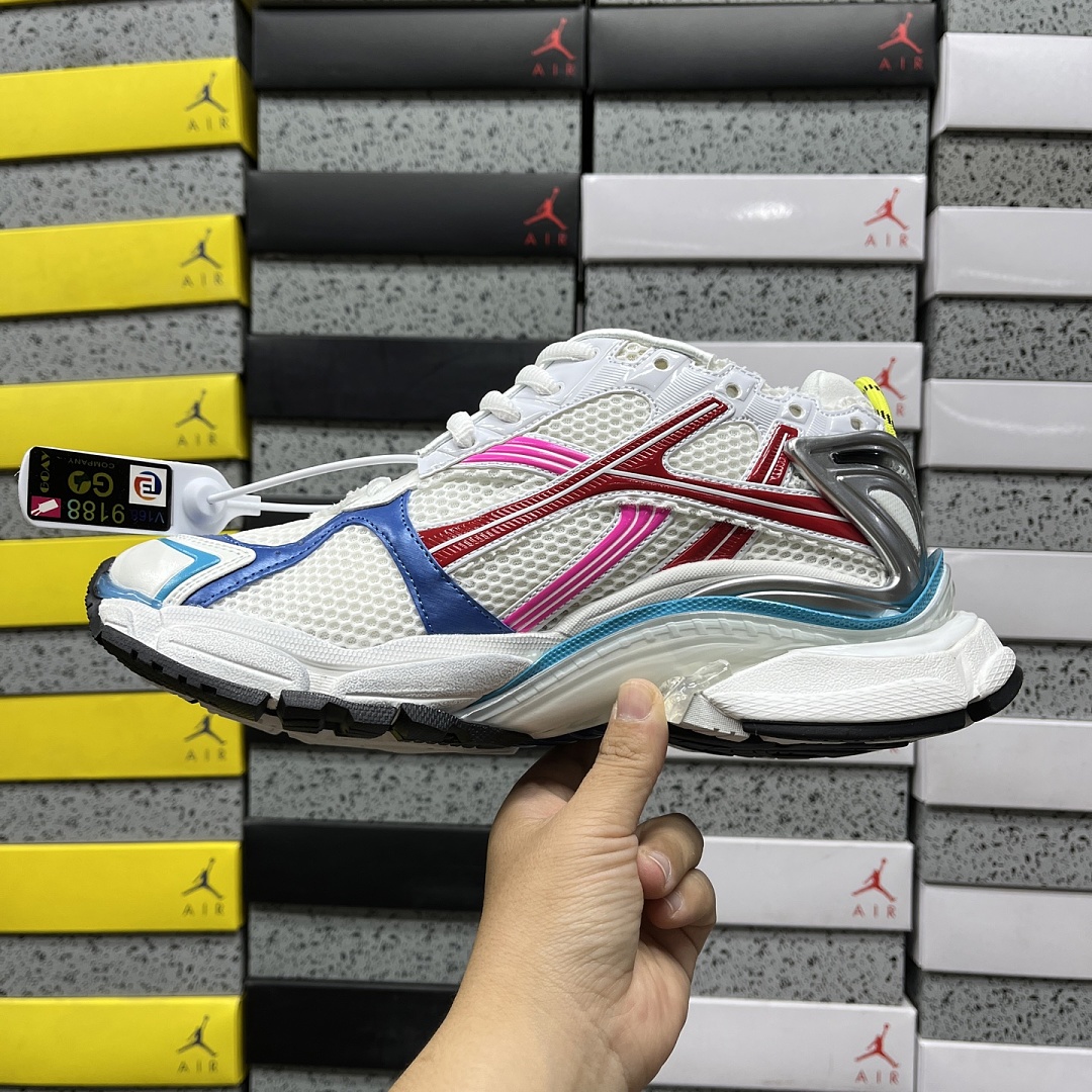 Balenciaga BLCG Runner 7.5 - Image 7