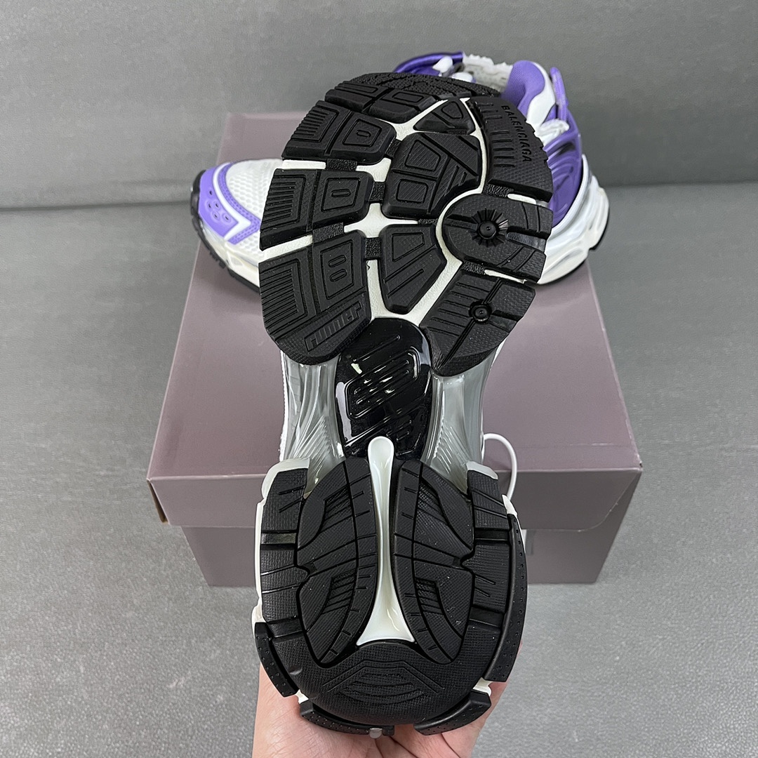 Balenciaga Runner - Image 57