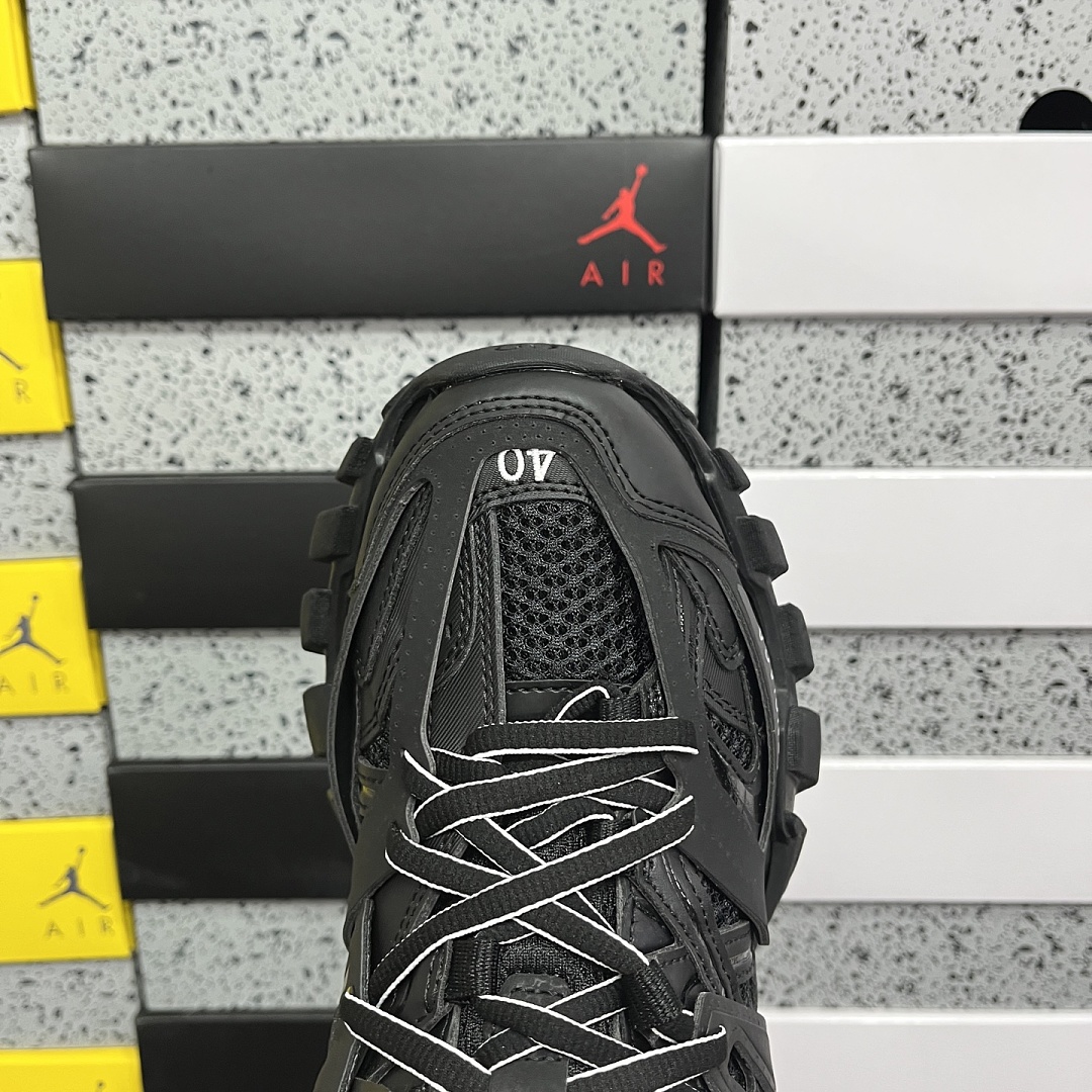 Balenciaga Track - Image 2