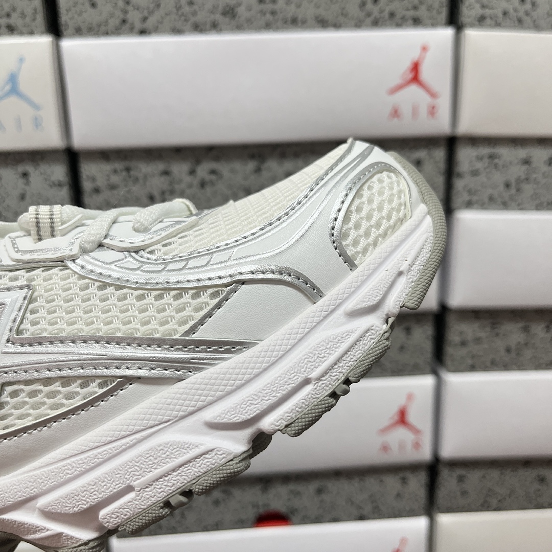 New Balance 740V2 White Silver Reflection - Image 8