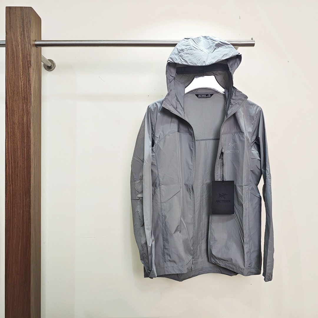 Arc'teryx Squamish Hoodie - Image 43