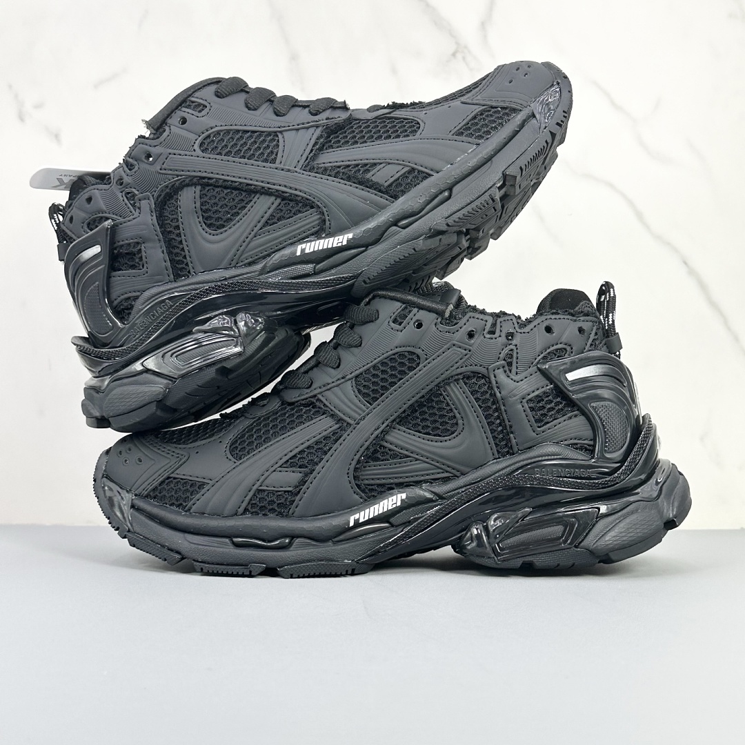 Balenciaga BLCG Runner 7.5 - Image 4