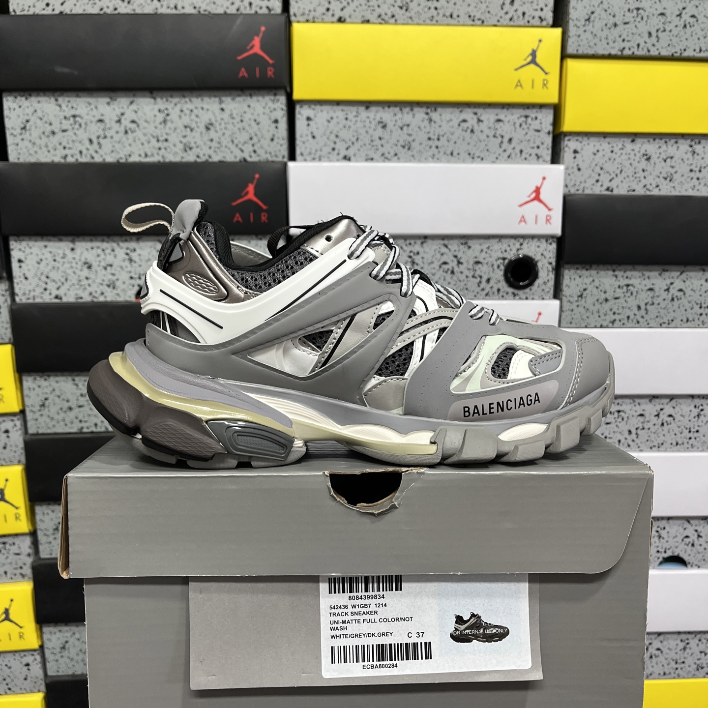 Balenciaga Track 1214 - Image 11
