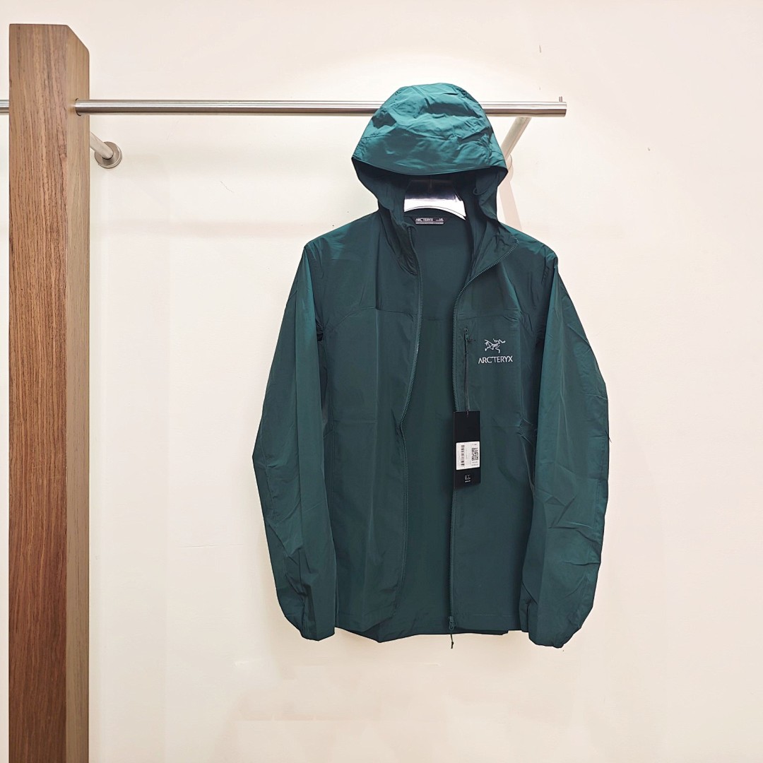 Arc'teryx Squamish Hoodie - Image 34