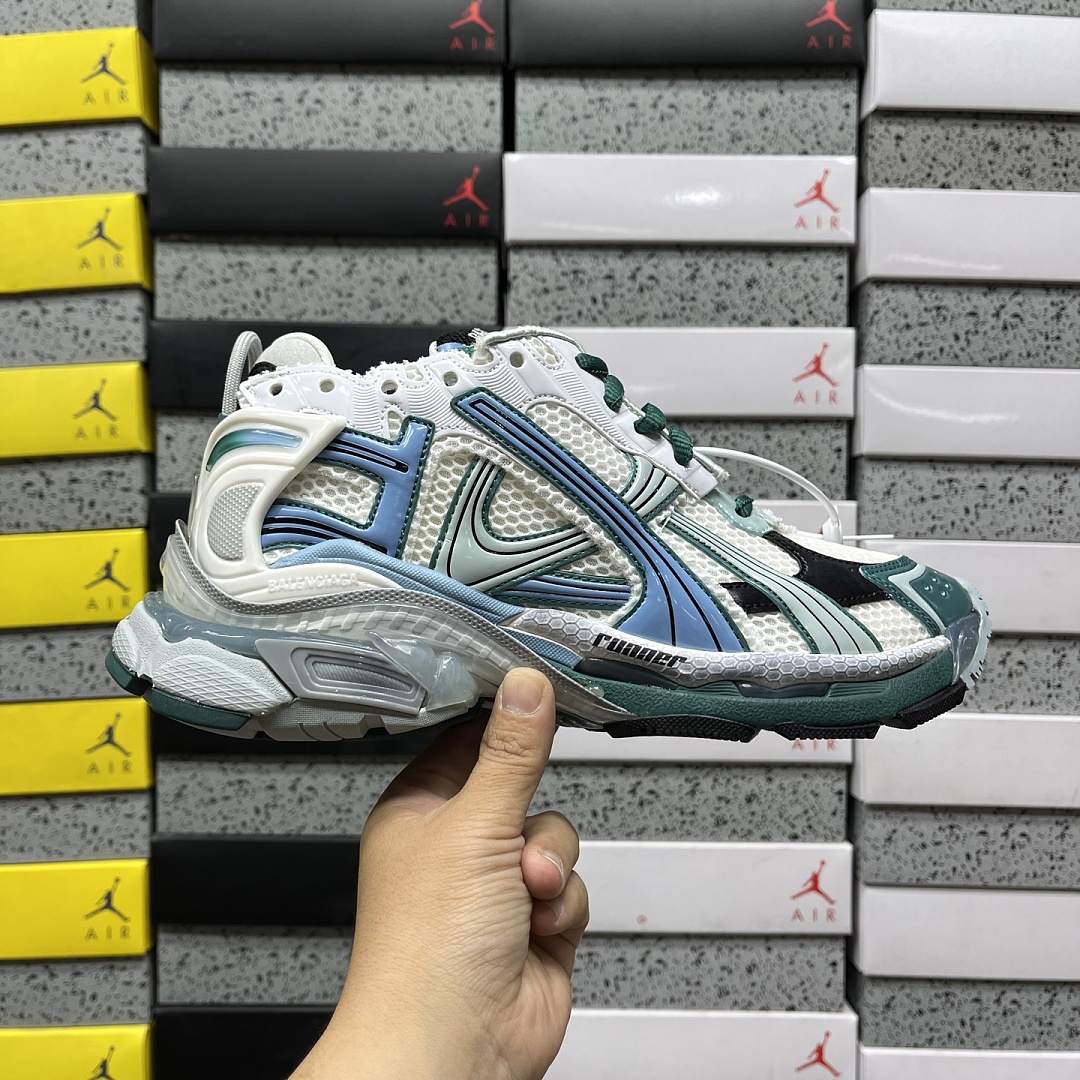 Balenciaga BLCG Runner 7.5 - Image 7