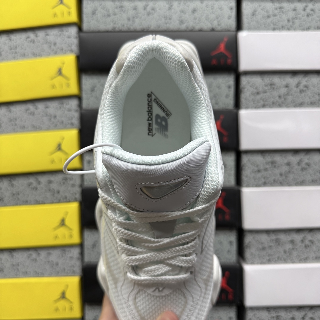 New Balance 9060 - Image 3