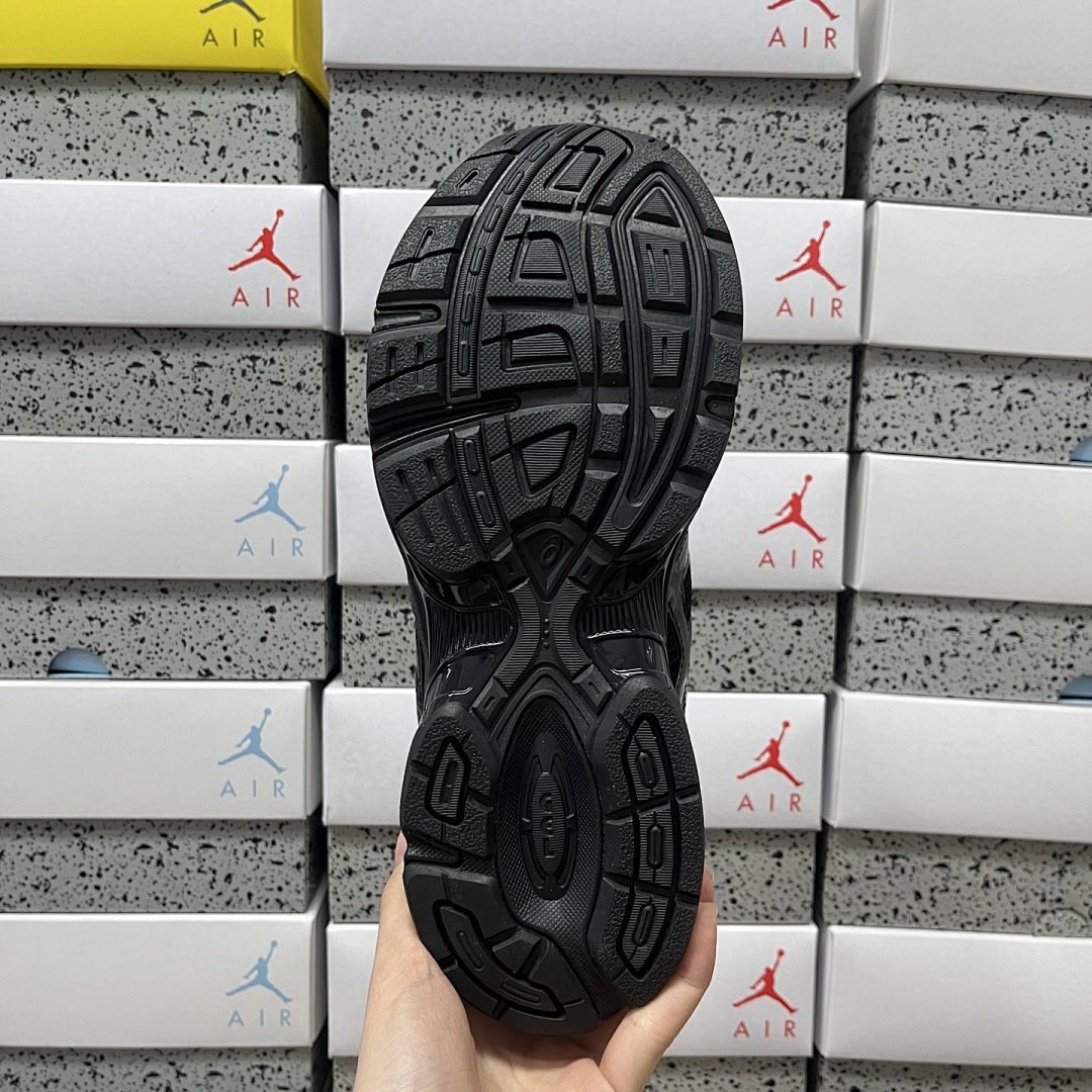 ASICS Gel-1130 Black Graphite Grey 1201A256-002 - Image 4