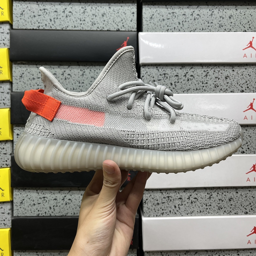 Adidas Yeezy Boost 350 V2 Tail Light - Image 5
