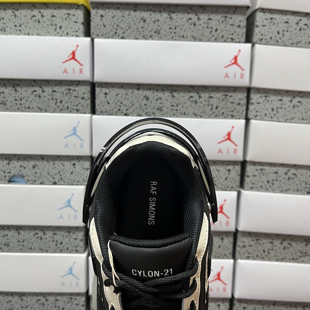 On Running Raf Simons Cylon-21 - Image 5