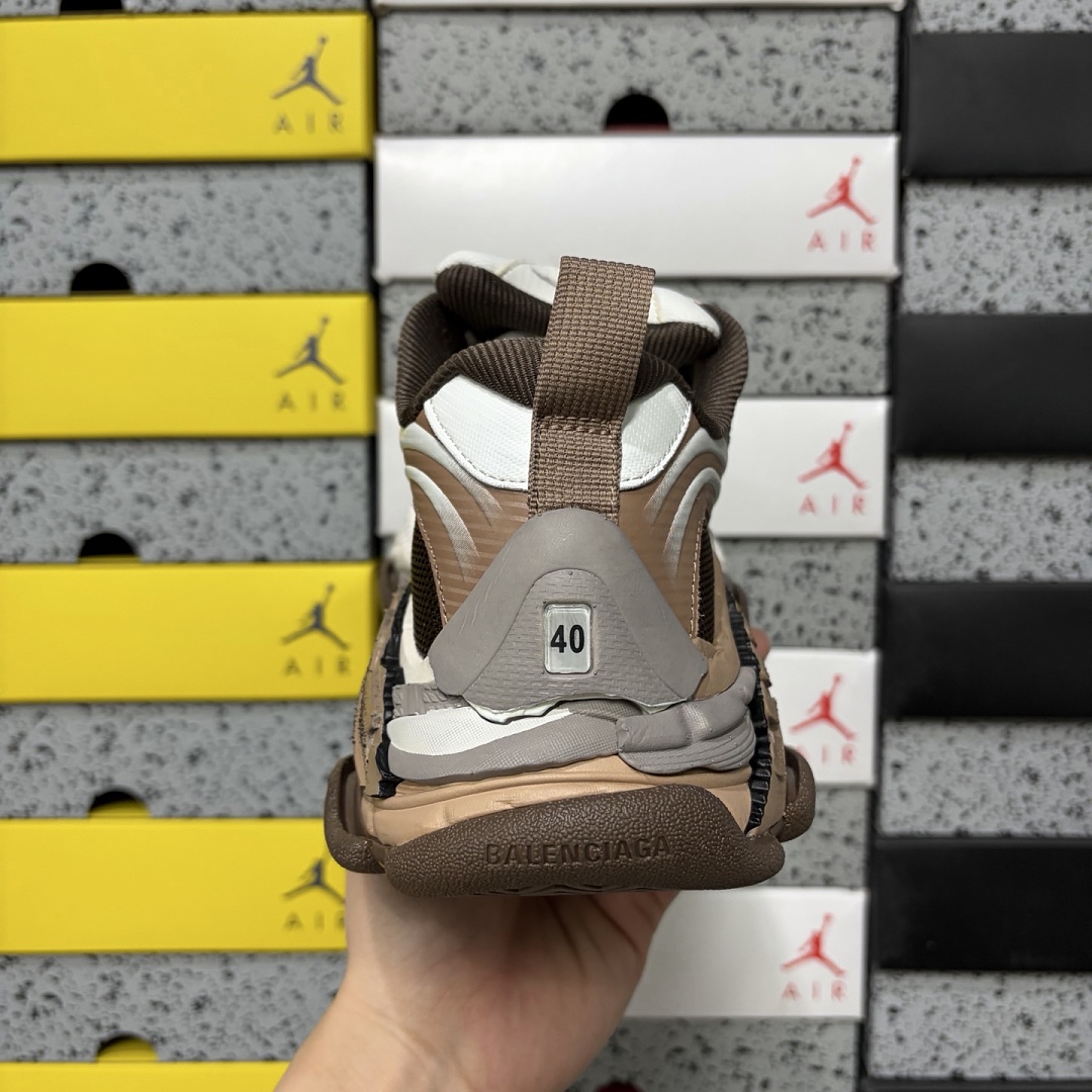 Balenciaga Triple S 2 - Image 12