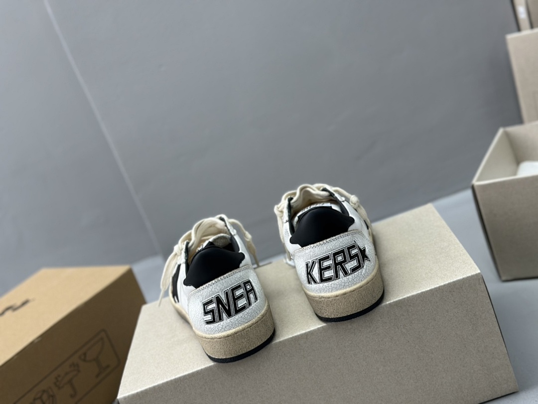 Golden Goose Deluxe Brand White Leather Black Star - Image 5