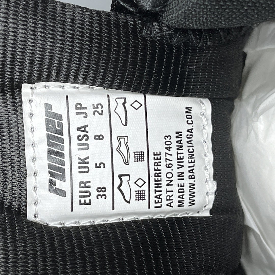 Balenciaga Runner LED 7.0 (Black White) - Image 8