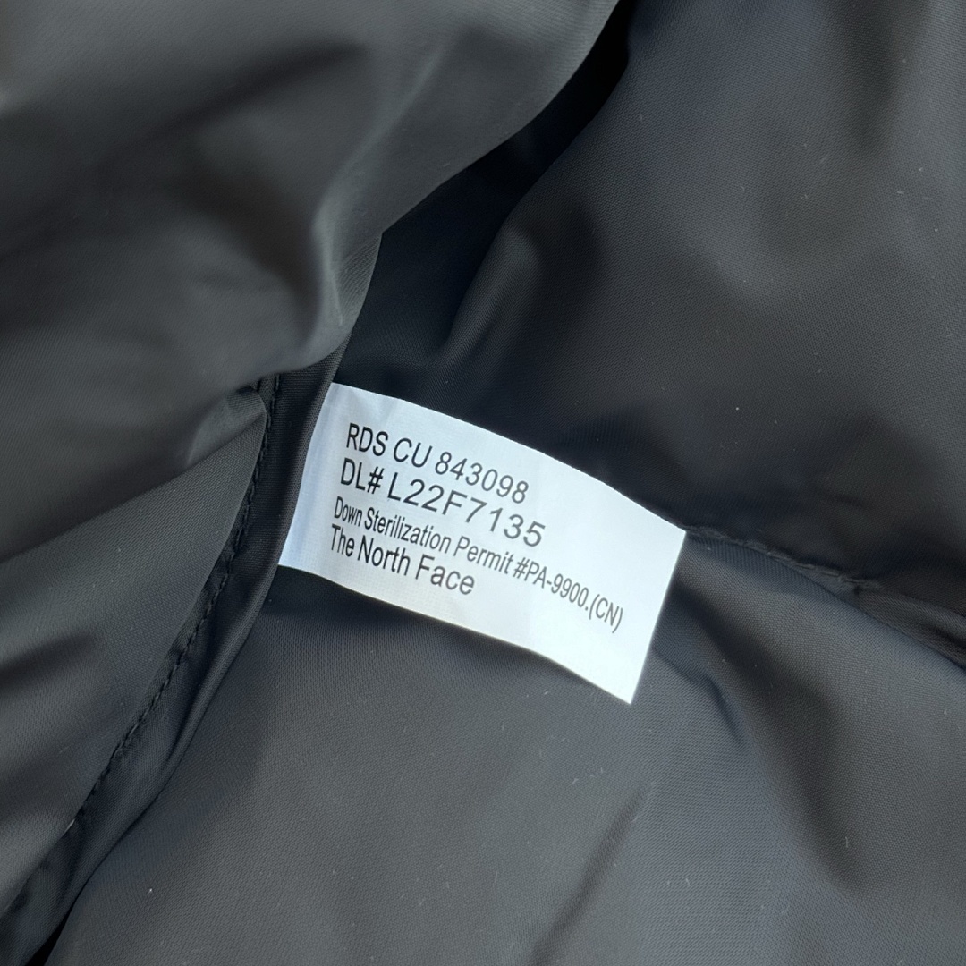 The North Face TNF 1996 Retro Nuptse 700 Fill Packable Jacket - Image 30
