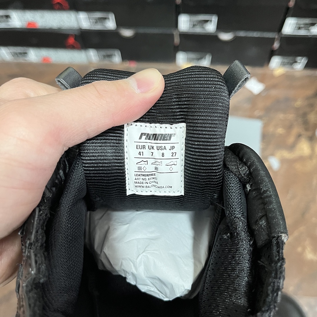 Balenciaga BLCG Runner 7.0 A9 1000 - Image 9