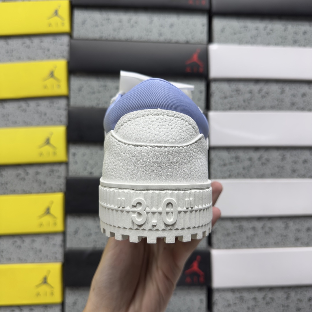 Off-White 3.0 Off Court Low - Image 9