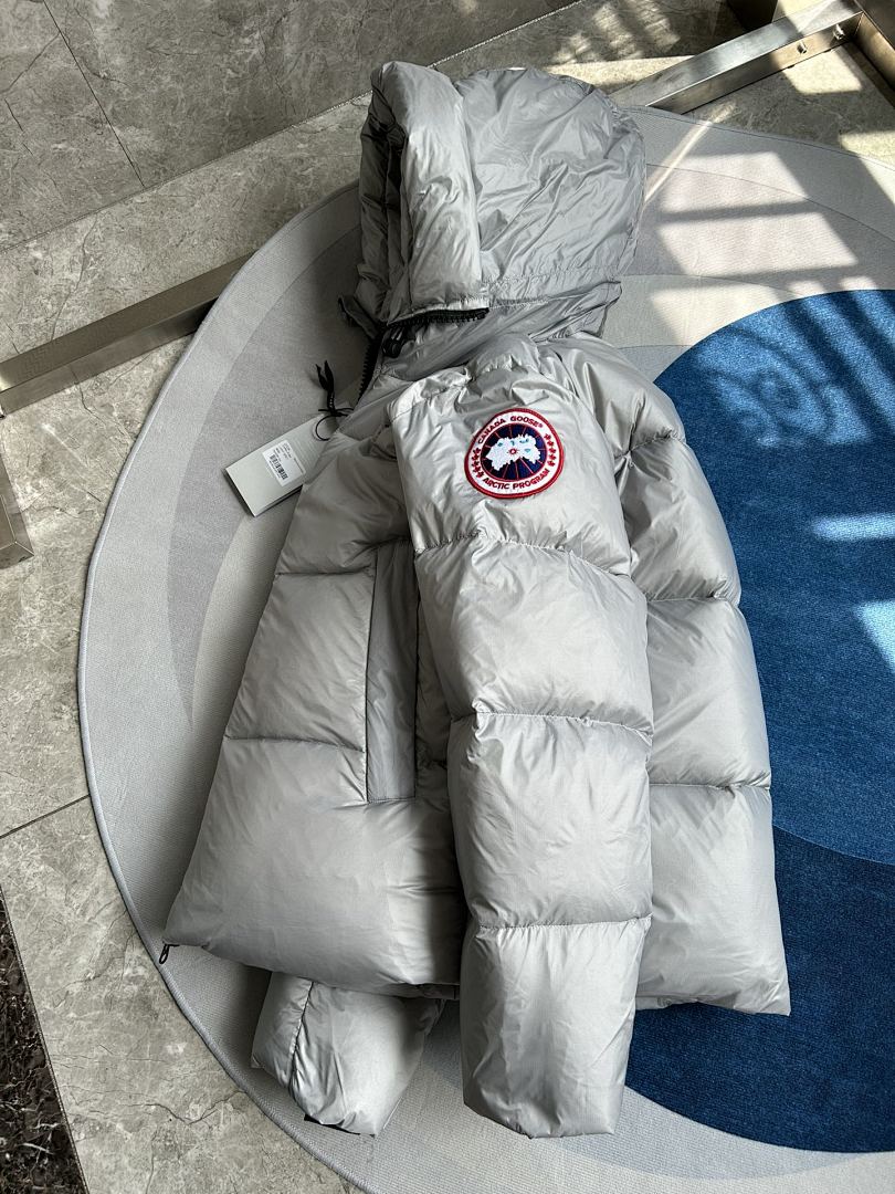Canada Goose Crofton Puffer Jacket - Image 12