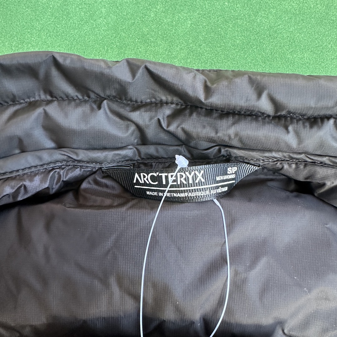 Arc'teryx Cerium Vest (Black Silver) - Image 4