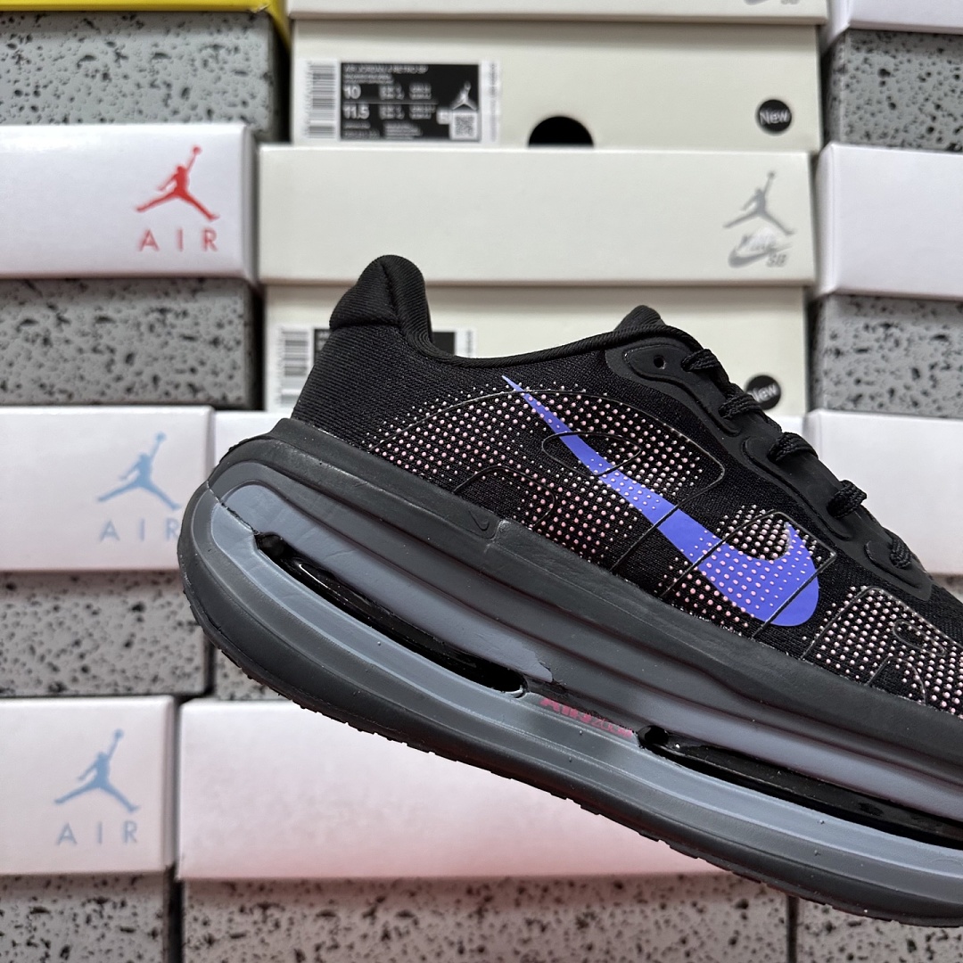Nike Vomero Premium HQ2050-510 - Image 5
