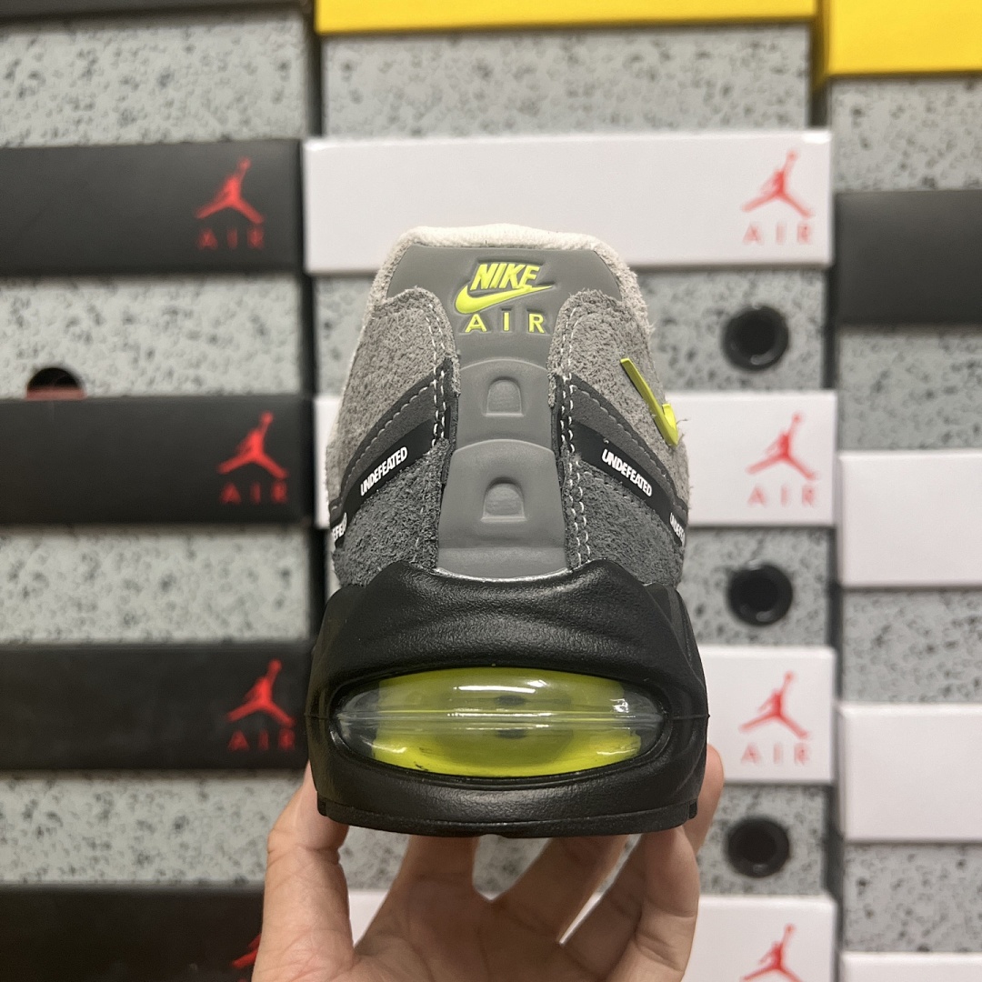 Nike Air Max 95 SP Undefeated Geo NYC Neon UND (Green) - Image 4